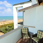 Aurora Hotell 3*